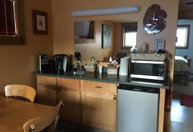 צימר Sawing Logzz Cabin