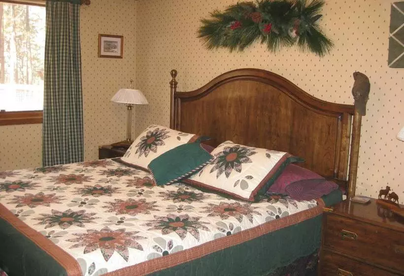 Fox Run Bed & Breakfast
