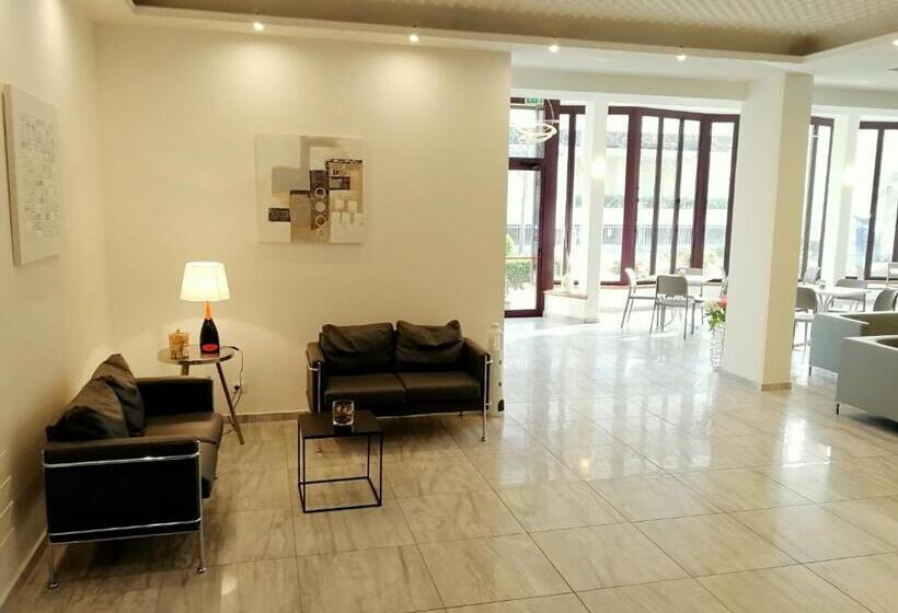 فندق Atmosfere Beach