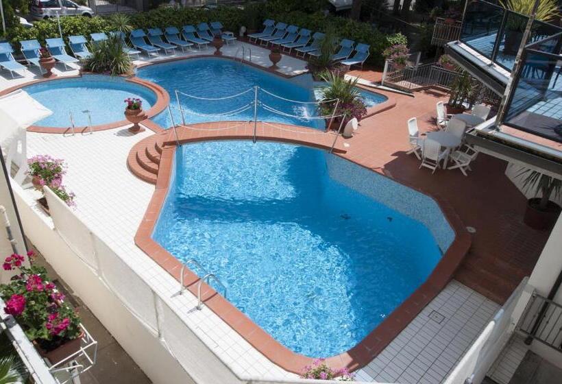 Hotel Donatella Pinarella