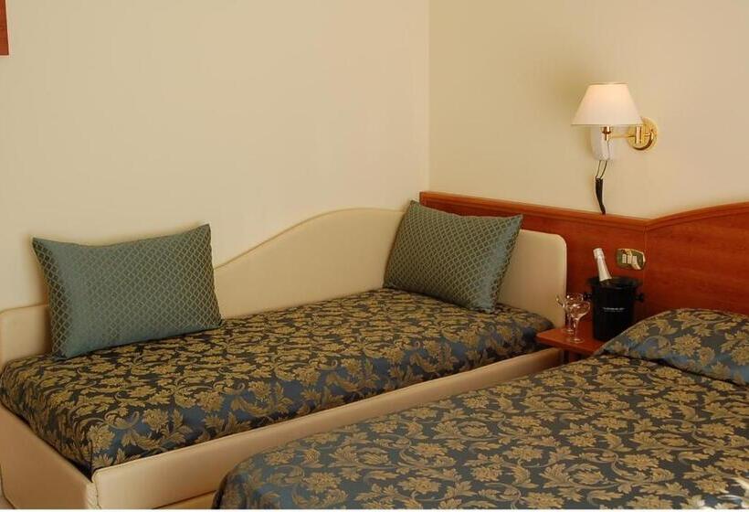 Hotel Donatella Pinarella