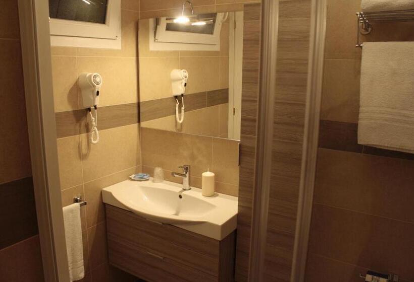 Hotel Donatella Pinarella