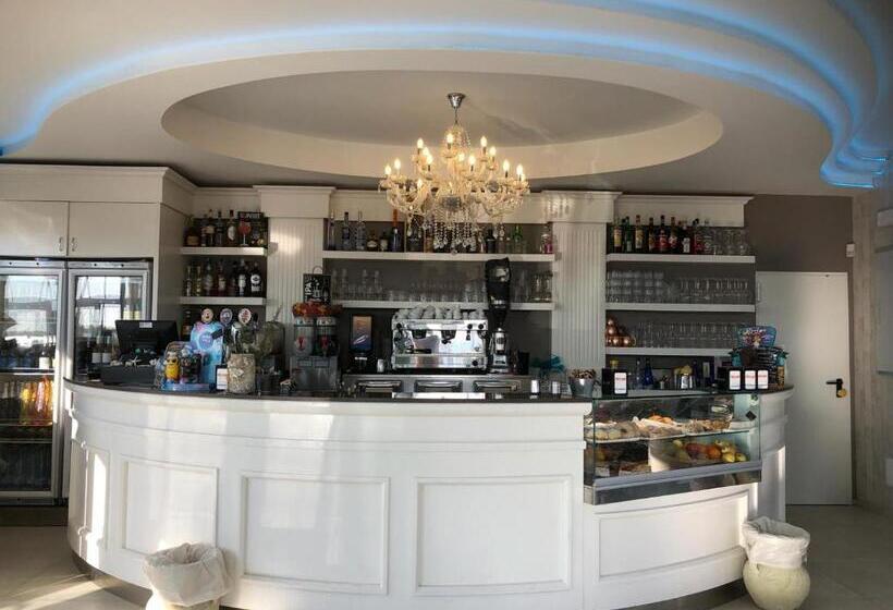 Hotel Donatella Pinarella