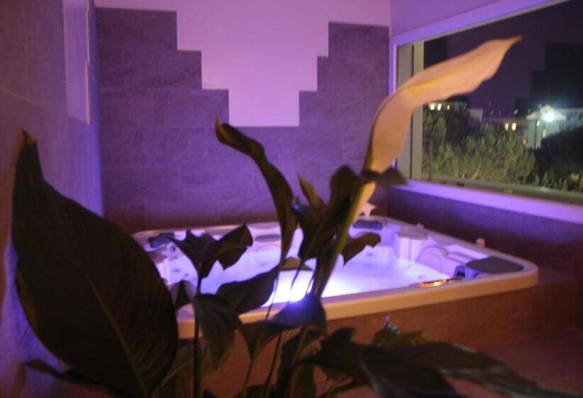 Hotel Donatella Pinarella