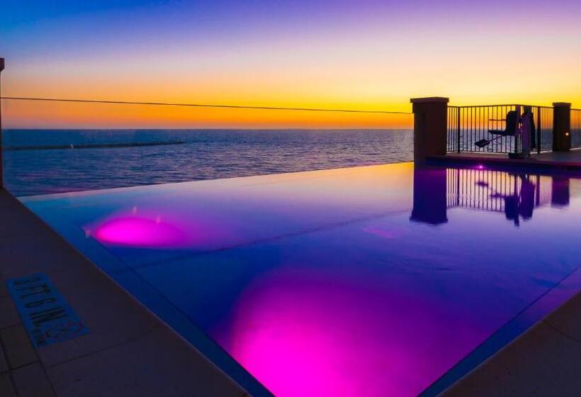 Edge Hotel Clearwater Beach