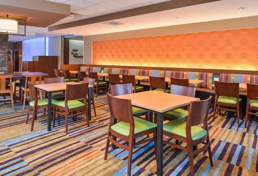 ホテル Fairfield Inn & Suites By Marriott St. Joseph