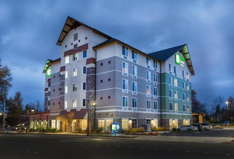 فندق Holiday Inn Express & Suites   Seattle South   Tukwila, An Ihg