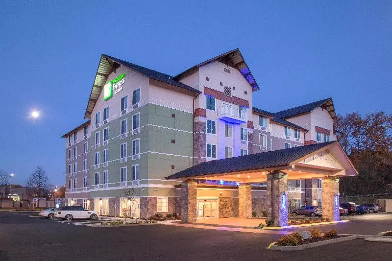 هتل Holiday Inn Express & Suites Seattle South Tukwila, An Ihg