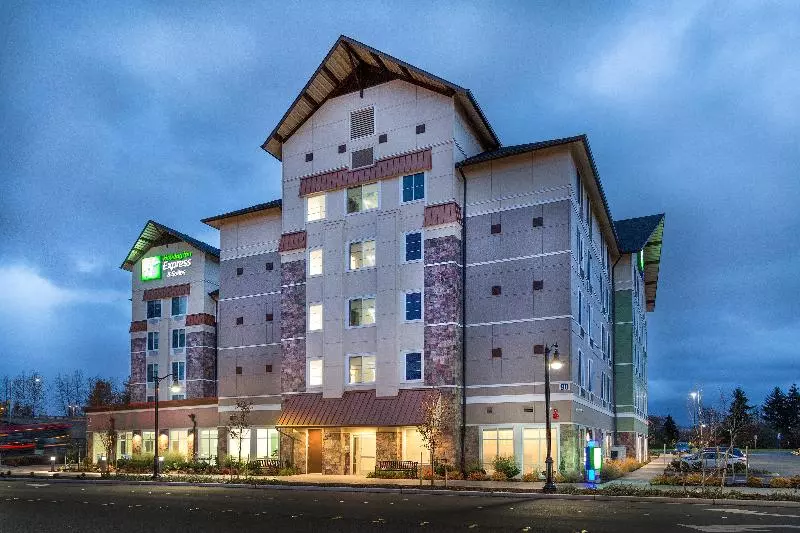 هتل Holiday Inn Express & Suites Seattle South Tukwila, An Ihg