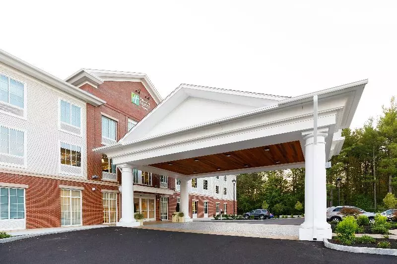 ホテル Holiday Inn Express & Suites   Sturbridge, An Ihg