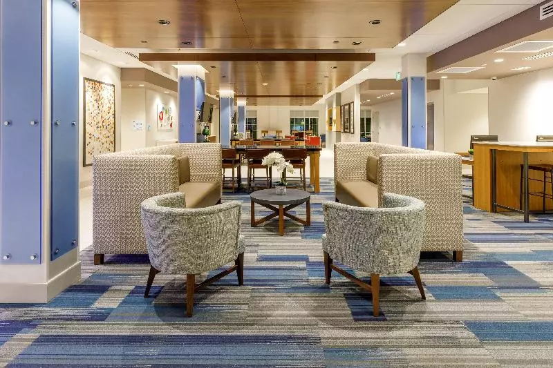 ホテル Holiday Inn Express & Suites   Sturbridge, An Ihg