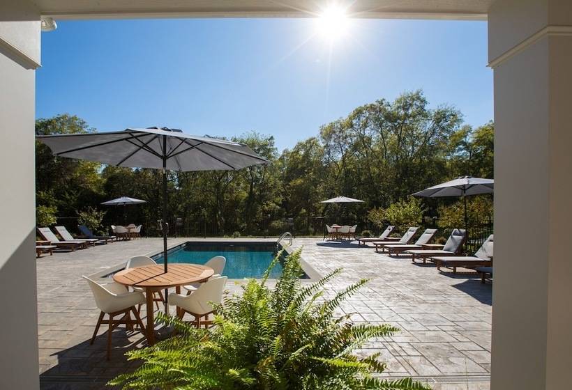 ホテル Inn At Willow Grove