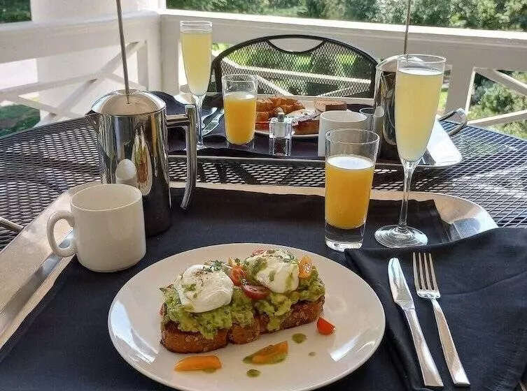 Hotelli Inn At Willow Grove