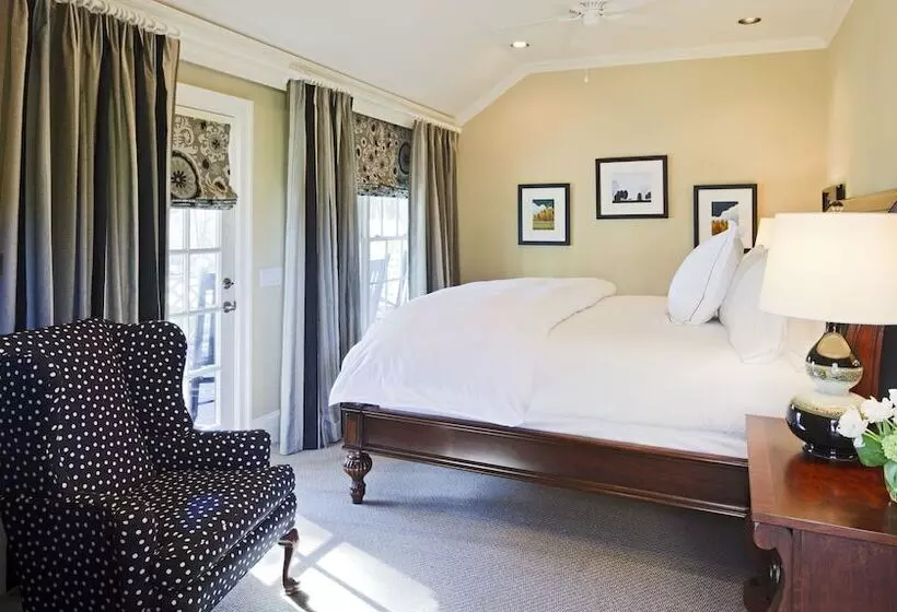 Hotelli Inn At Willow Grove