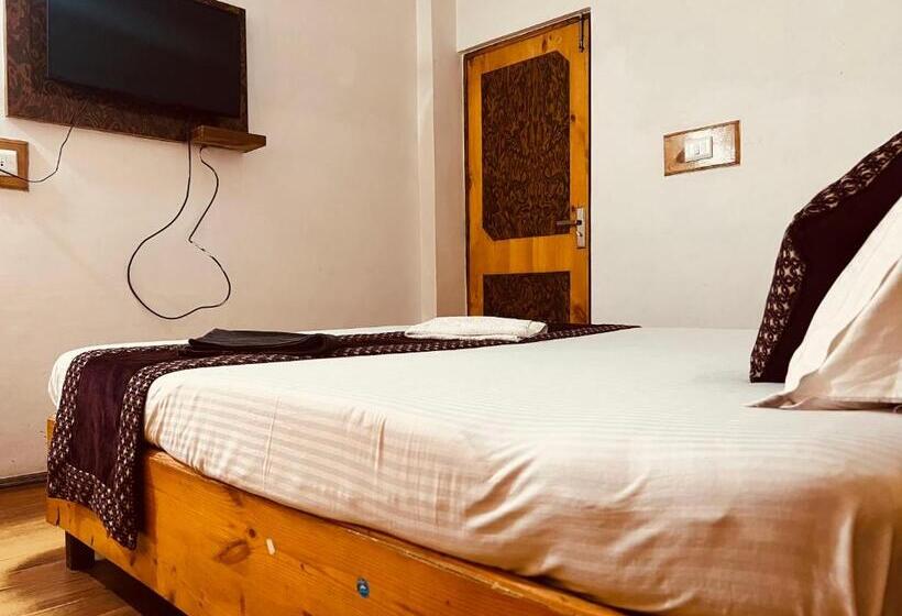 هتل Solitaire With Best View Of Mountains