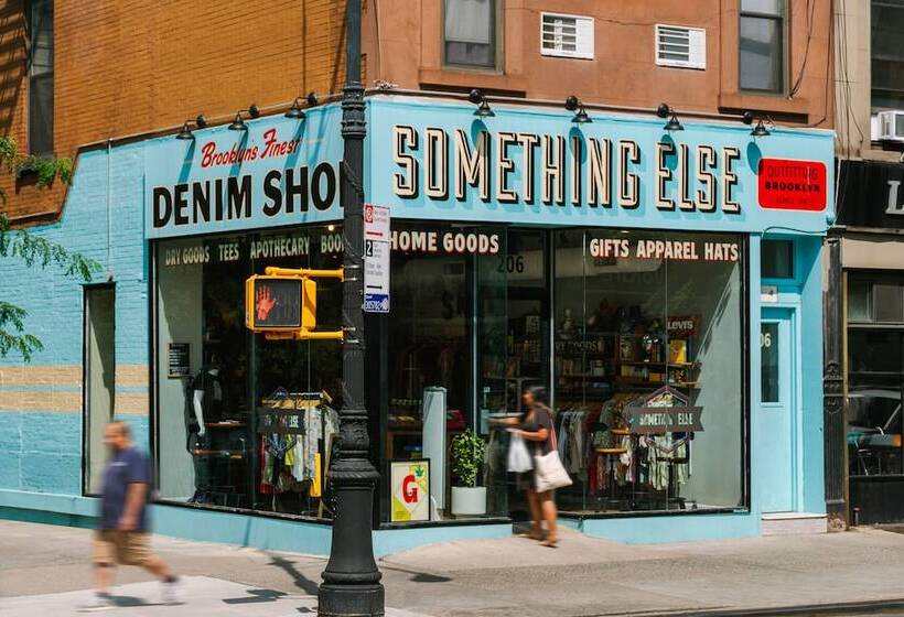 هتل Sonder The Industrialist