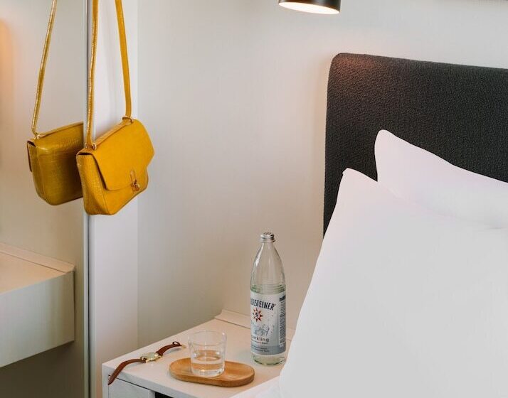 هتل Sonder The Industrialist