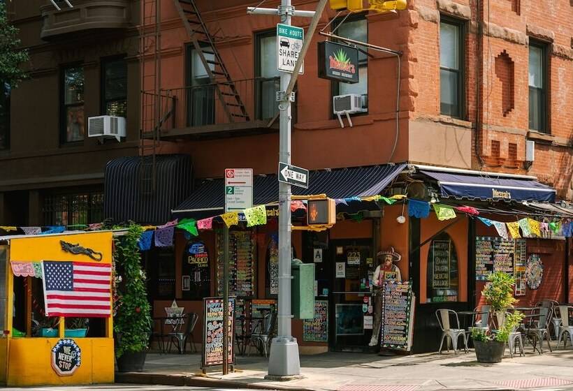 هتل Sonder The Industrialist