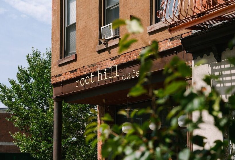 هتل Sonder The Industrialist