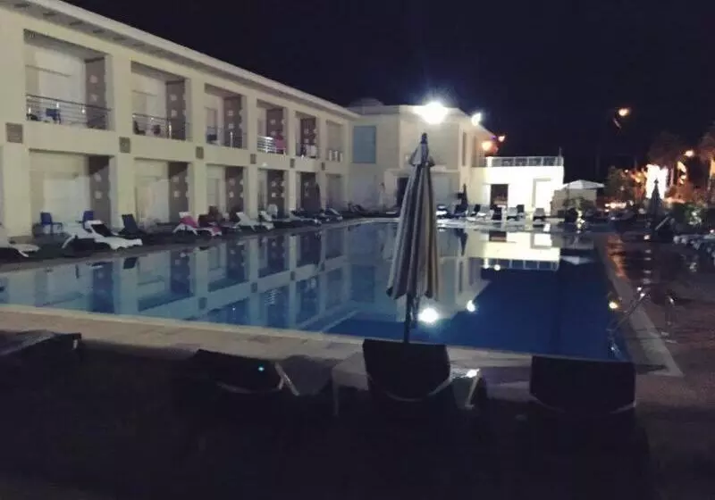 Hotelli Sun Beach Med
