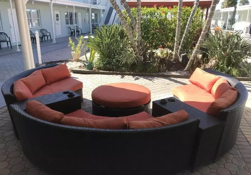 Motelli Miramar Beach Resort