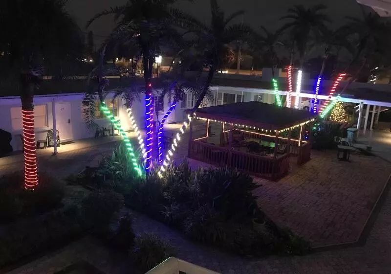 Motelli Miramar Beach Resort