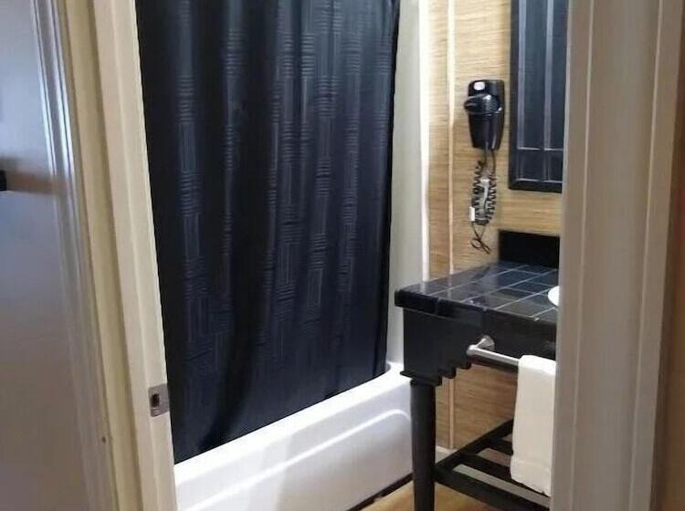 מוטל Southern Comfort Suites