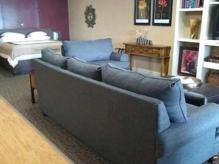 מוטל Southern Comfort Suites