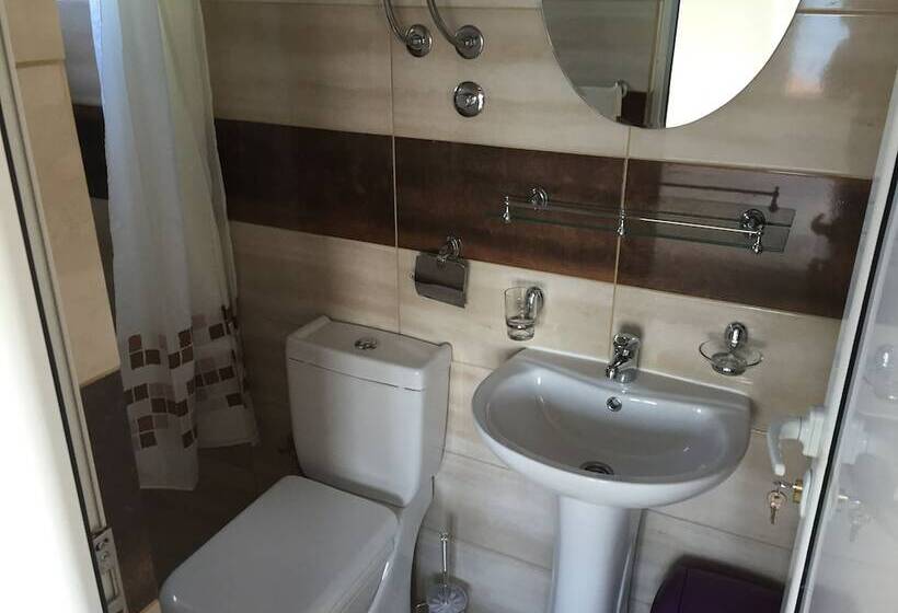 هتل Apartments Tati