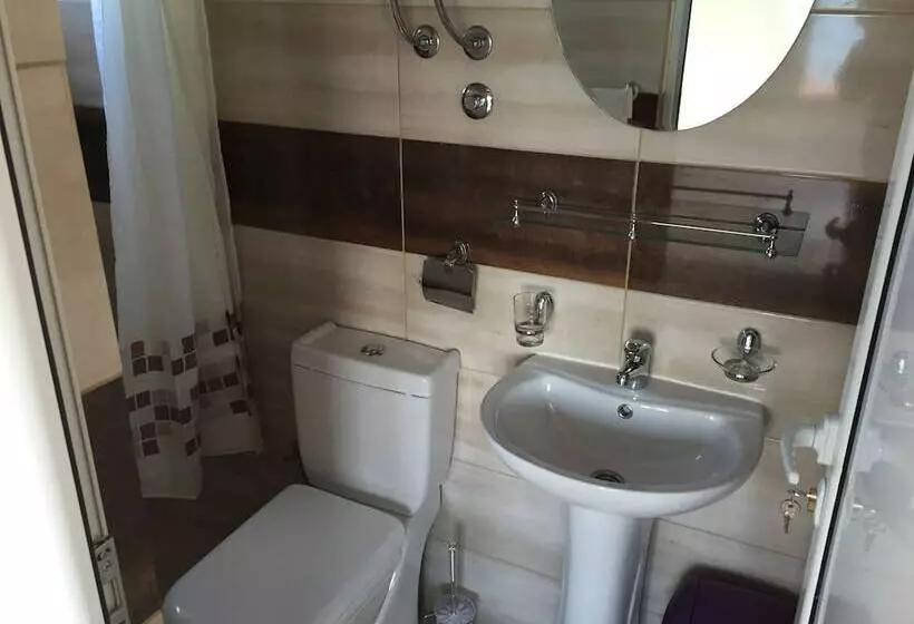 هتل Apartments Tati