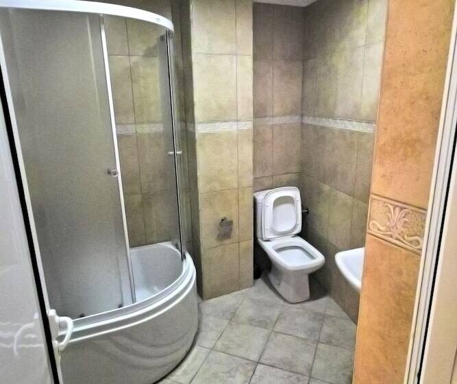 هتل Apartments Tati