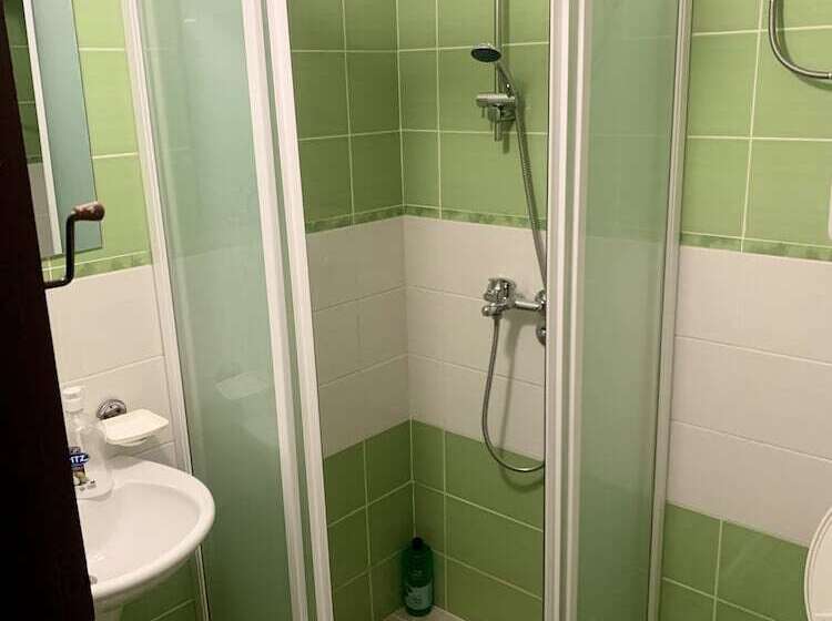 هتل Apartments Tati