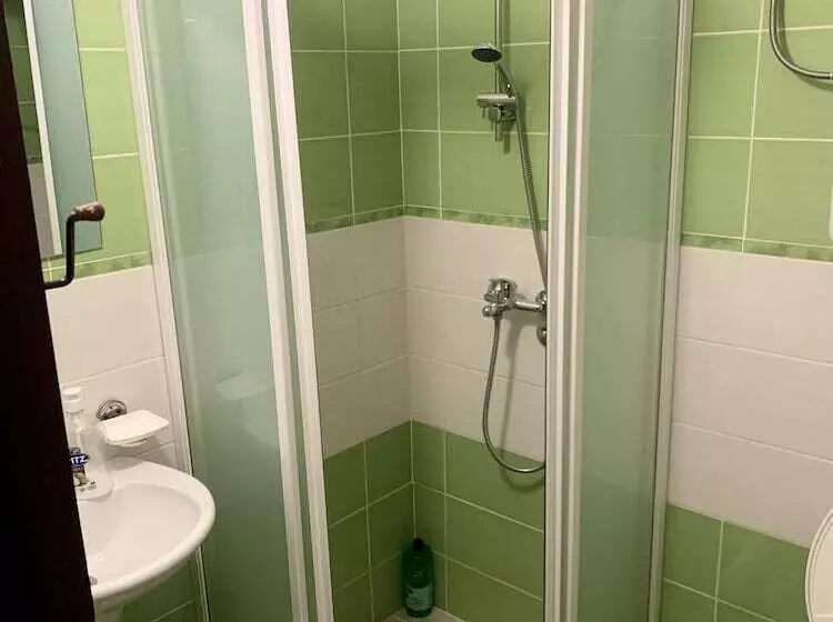 هتل Apartments Tati