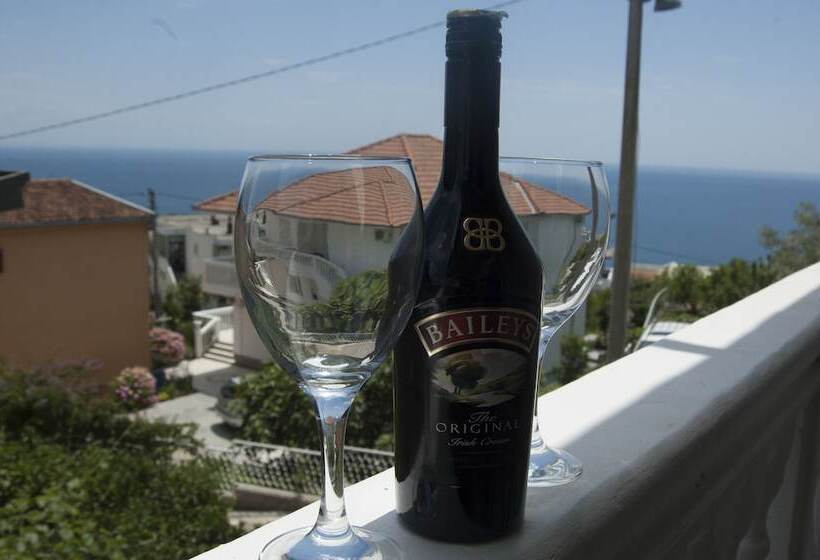 هتل Apartments Tati