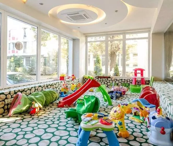 Hotelli Aurum Family