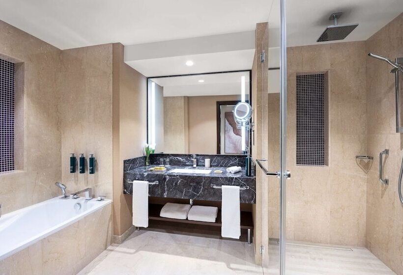 酒店 Hilton Al Khobar King Fahd Causeway