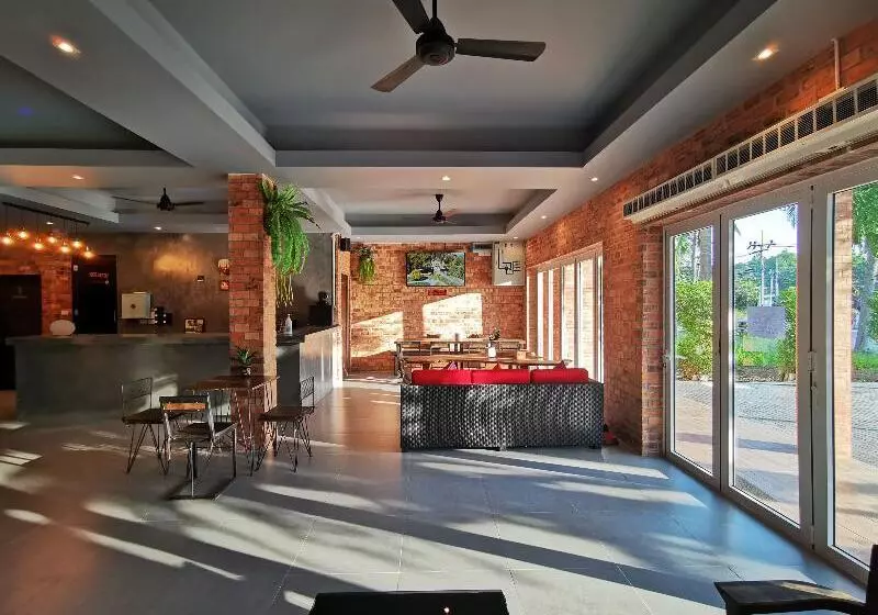 Hotelli Hi Samui Hostel