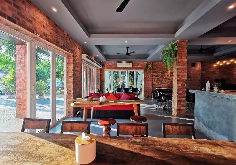 Hotelli Hi Samui Hostel