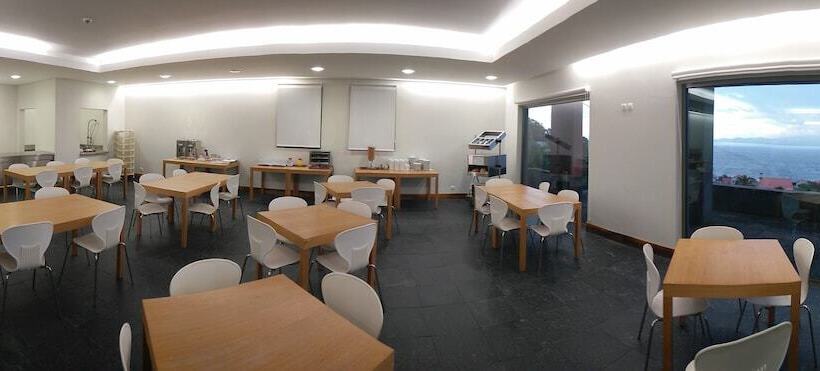 Azores Youth Hostels São Jorge