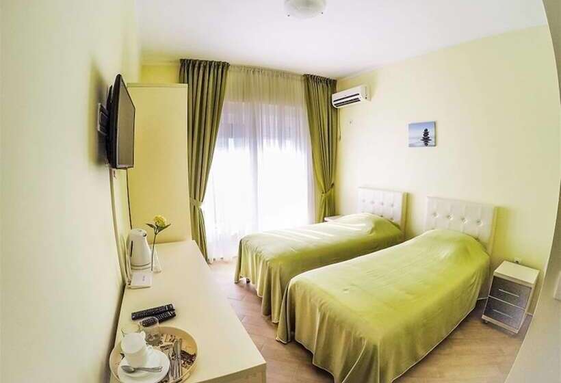 هتل Edem Apartments