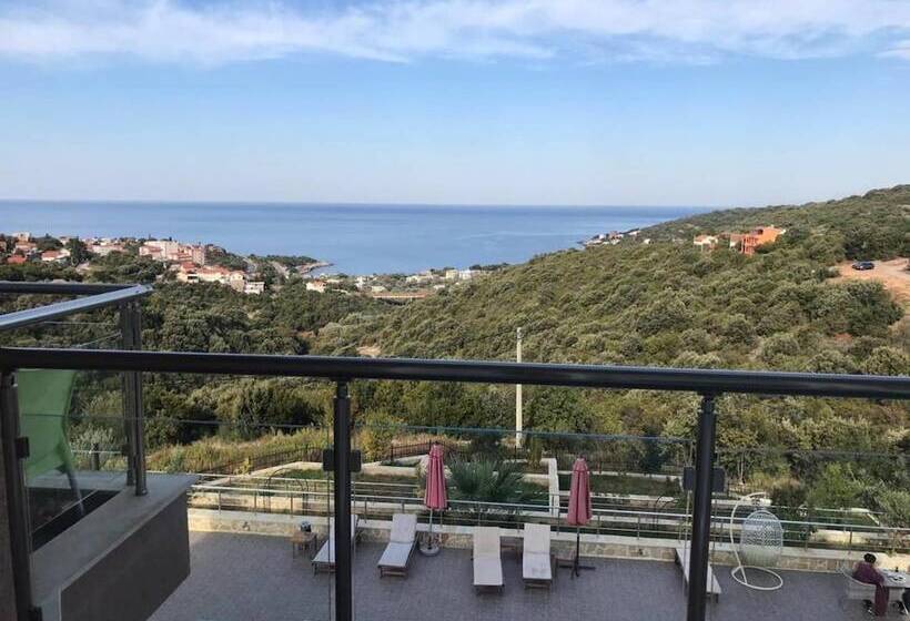 هتل Edem Apartments