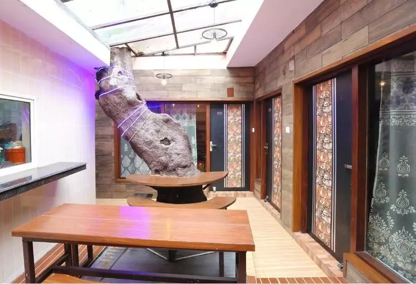 هتل Ekam Lodge