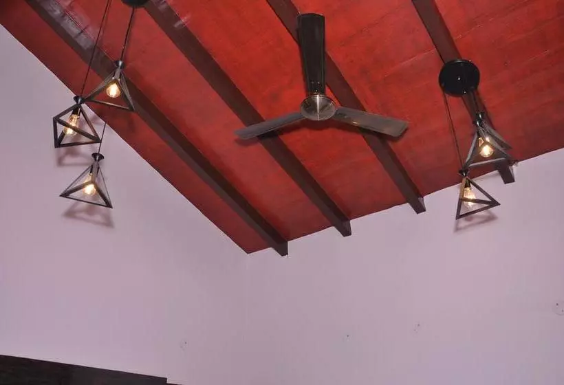 هتل Ekam Lodge