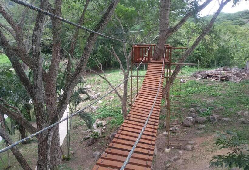 בית מלון כפרי El Tesoro