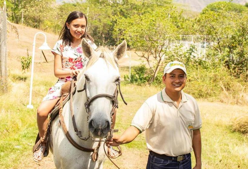 فندق Hosteria Guaracú