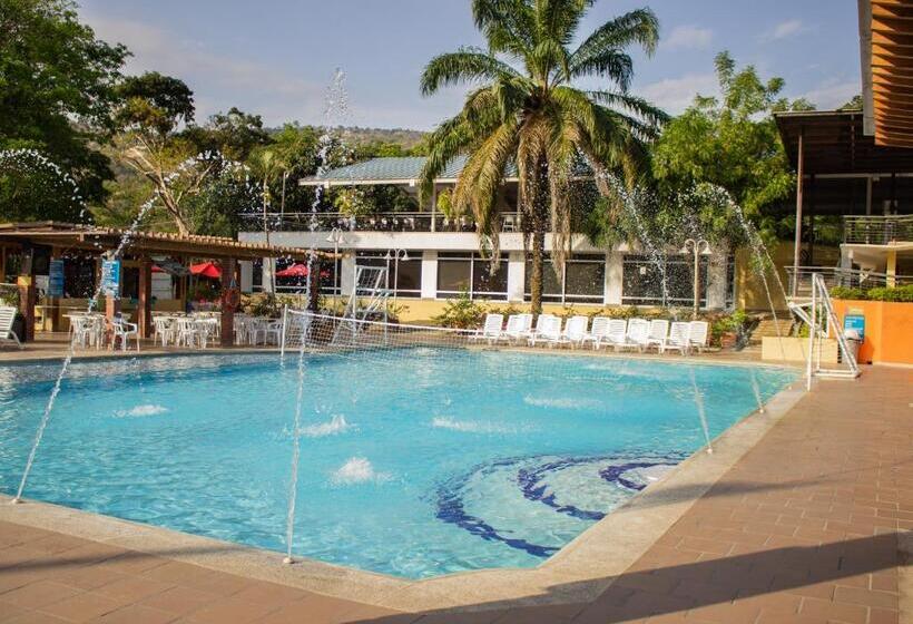 فندق Hosteria Guaracú