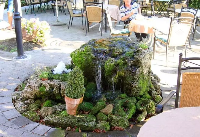 Hotelli Landgasthof Grüner Baum