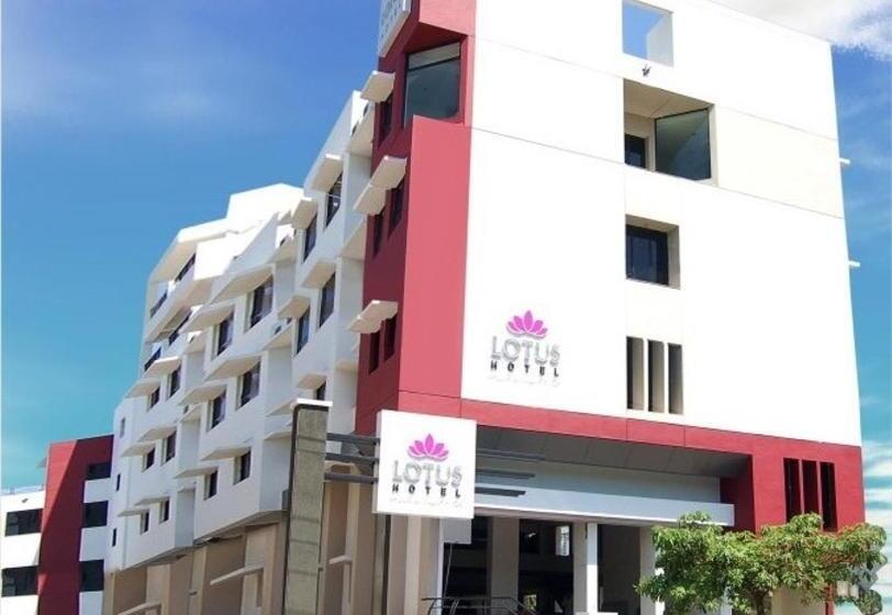 Отель Lotus