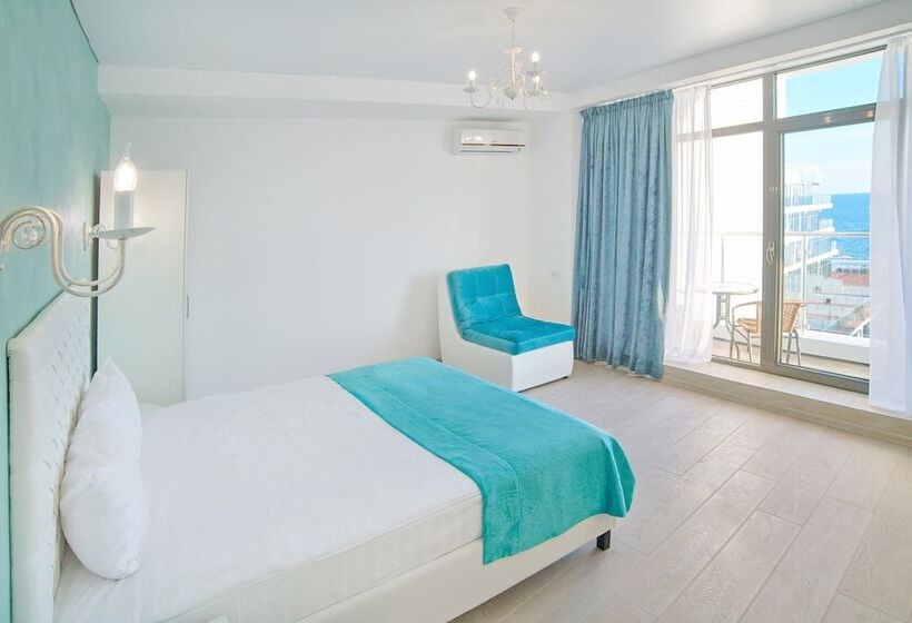 ホテル De La Vita