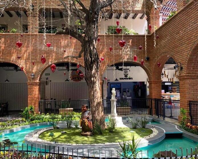 Punto Madero Hotel & Plaza